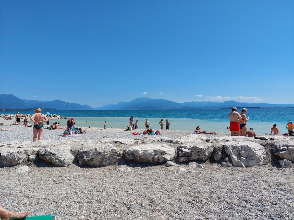 Appartamento Oasi Verde Lago Desenzano del Garda Exterior foto