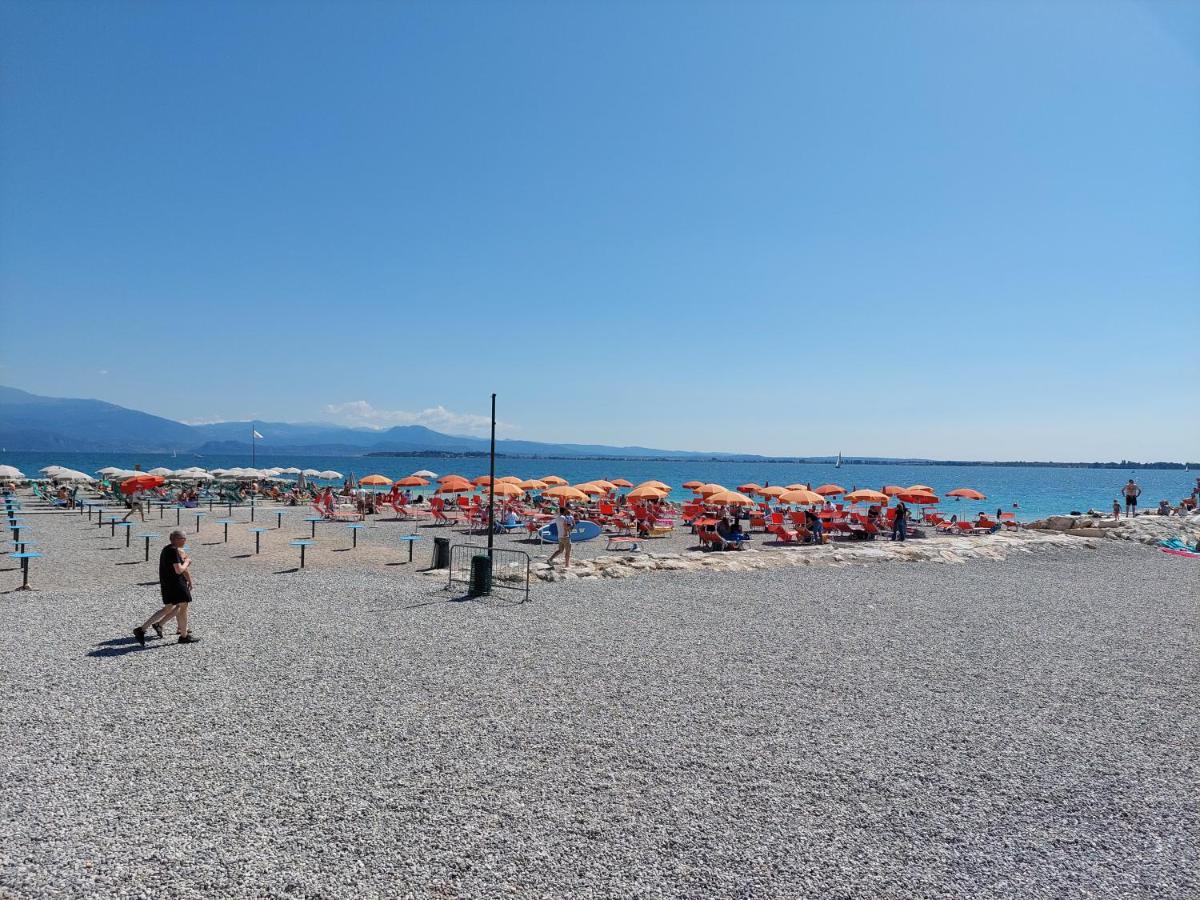 Appartamento Oasi Verde Lago Desenzano del Garda Exterior foto